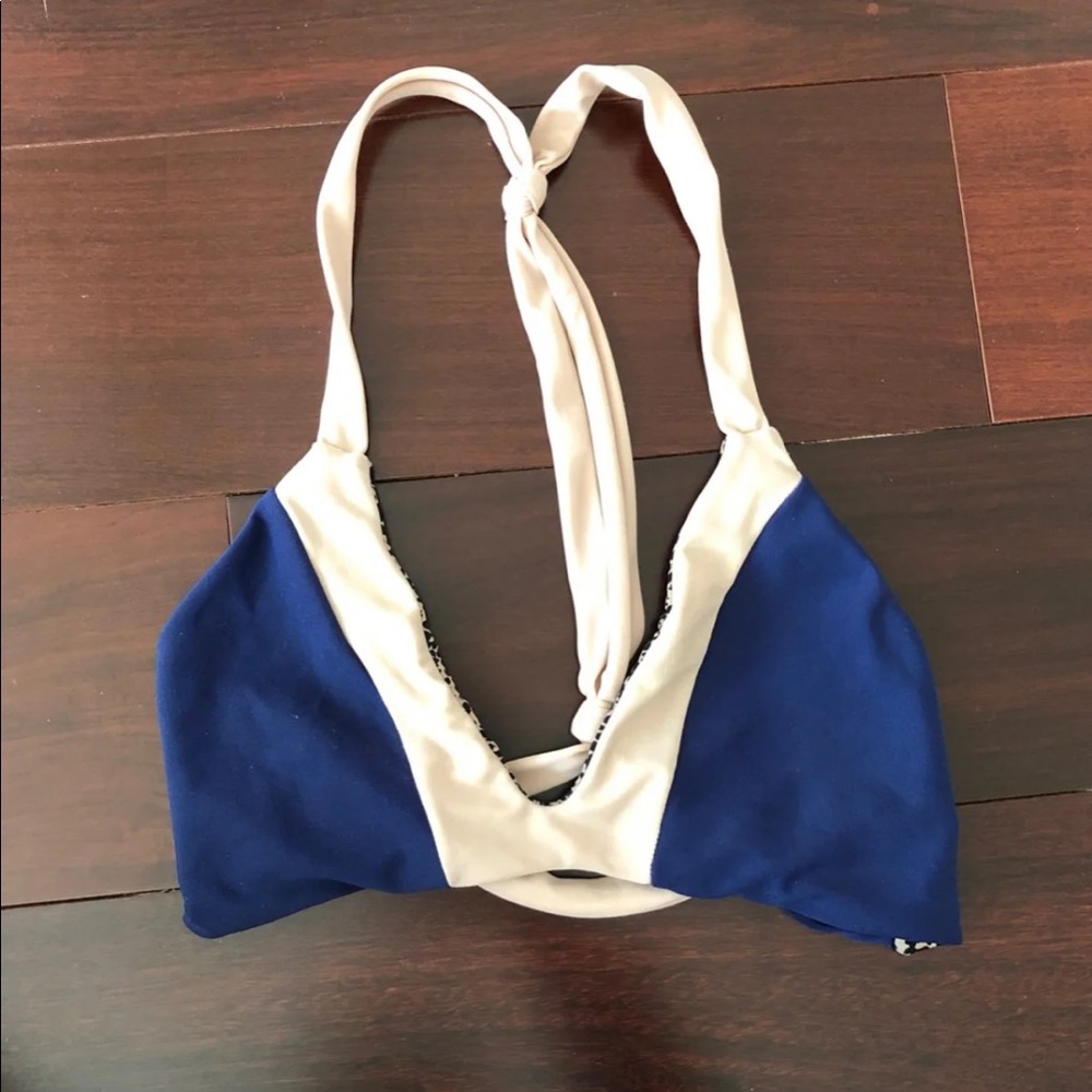 Acacia yelapa Biarritz size large navy and nude